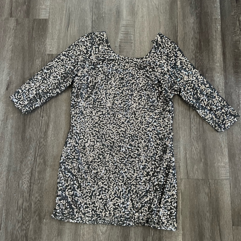 Sliver sequins dress medium
